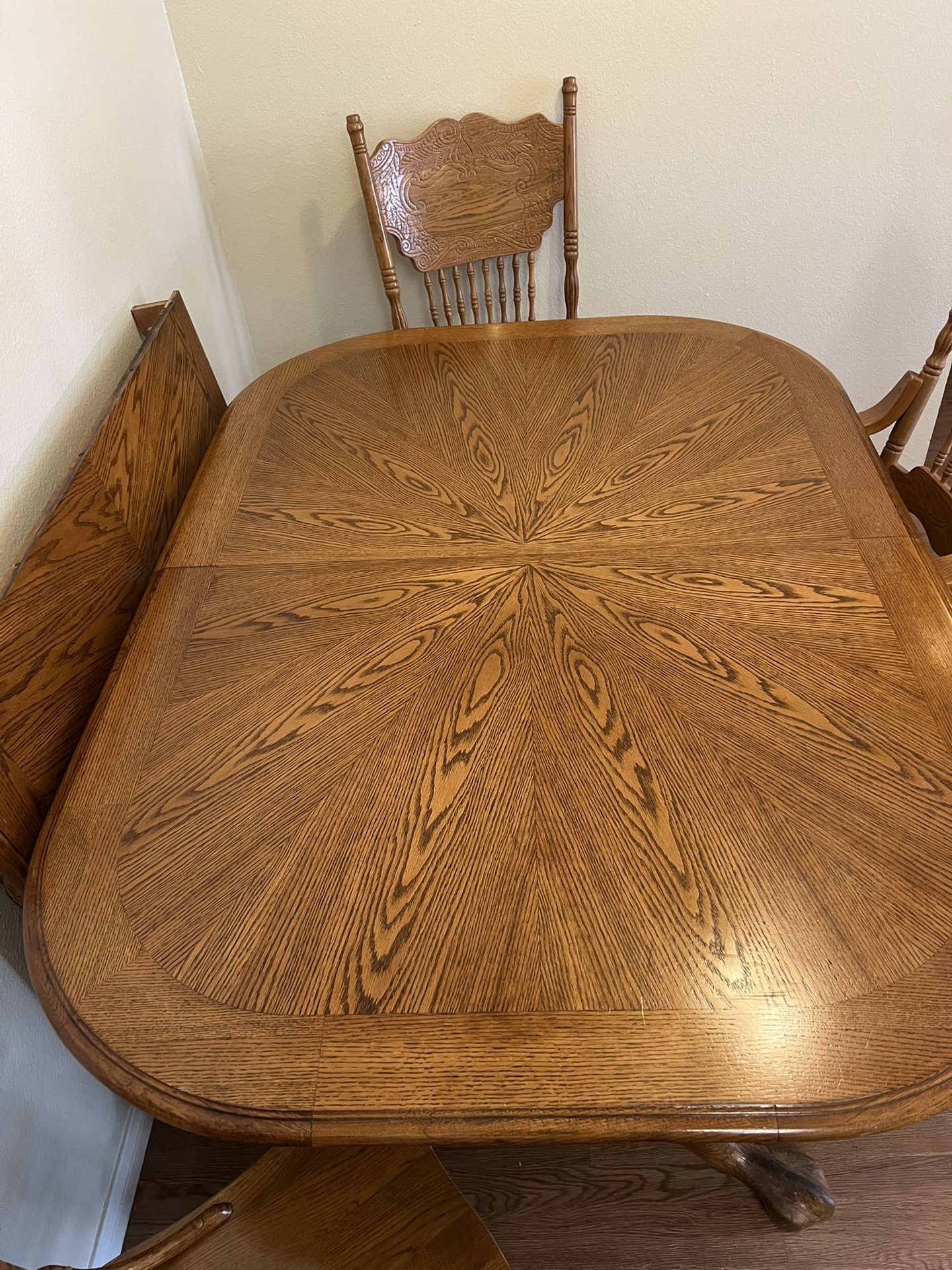 Expanding Dining Oak Table