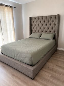 Queen bed