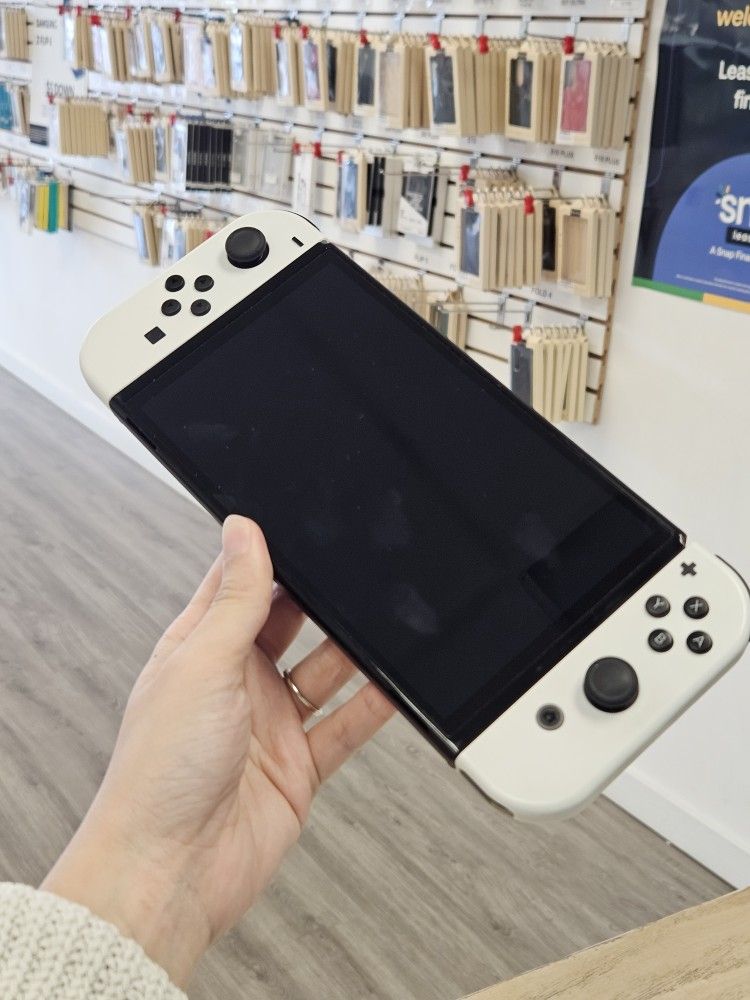 Nintendo Switch V2 With Gray Joy-Con - No Dock- BEST DEAL IN TOWN, 90 DAYS WARRANTY UPTO 6 MONTHS