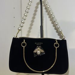 Gucci Beauty Bag Novelty GWP Suede Limited Edition.