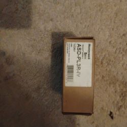 Smoke Detector Brand New Still In Box