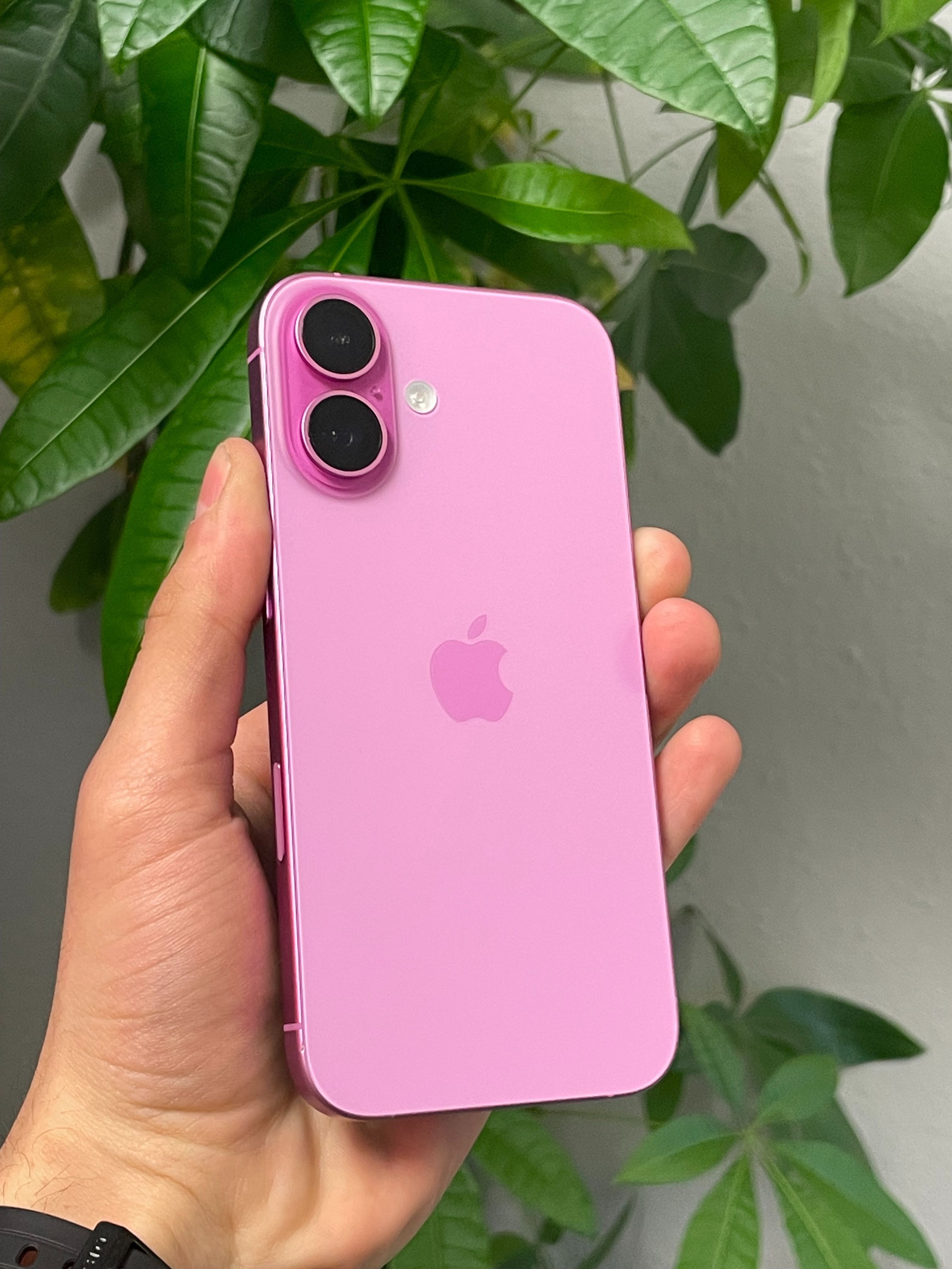 iPhone 16 - Unlocked - 128GB
