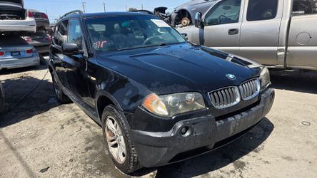 2005 BMW X3 PARTING OUT PARTS FOR SALE PARTES
