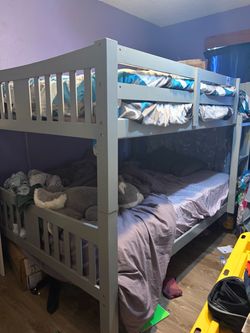 Full bunk bed