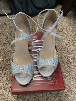 Prom, Graduation, wedding, dress shoes size 8