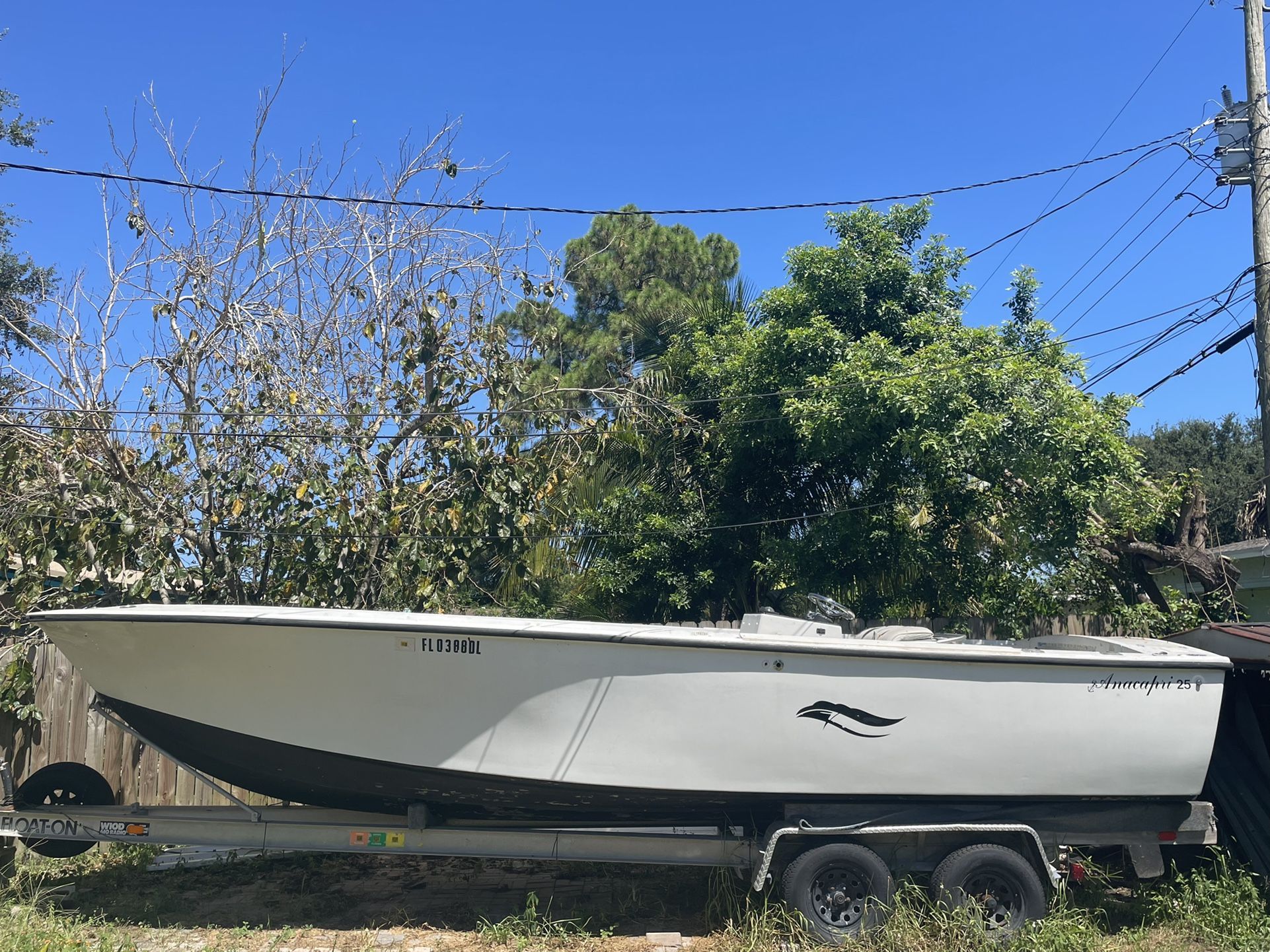 25ft Anacapri Center Console Boat