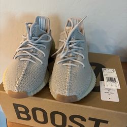 adidas Yeezy Boost 350 V2 Sesame 2018 F99710 Low Top Primeknit Sneaker 7.5