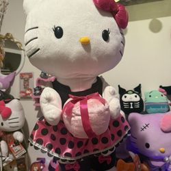 Hello Kitty Greeter 