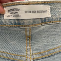 Levi’s high Rise