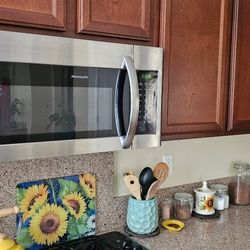 Frigidaire Microwave