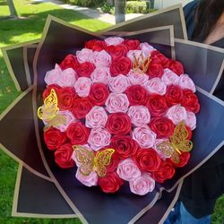 Custom Ramo Buchón & Money Bouquets