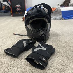 Oneal full face helmet and VGO waterproof gloves