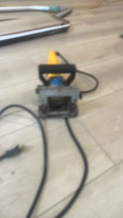 Dewalt saw work good