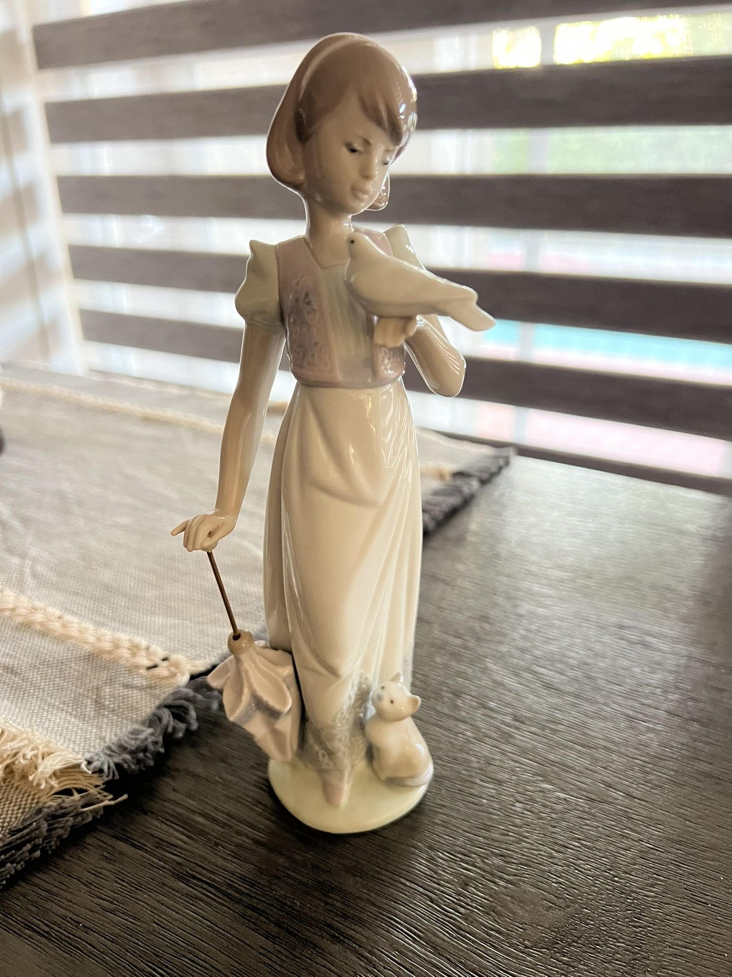 “Summer stroll” Lladro #7611