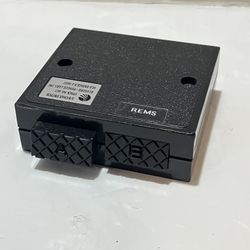 Channel Master Coax CATV A/B Switch Model 7273B Push Button