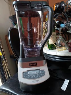 Ninja Professional 1100W Blender
