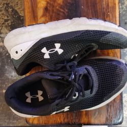 Women's Under armour Shoes 