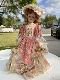 Vintage Beautiful Doll