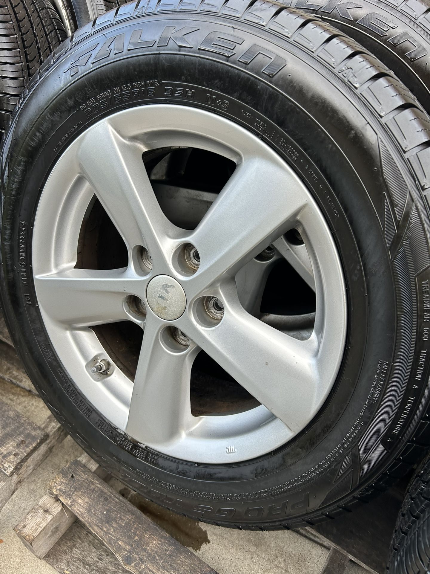 4- FALKEN RADIAL TOURING