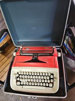 Vintage Royal Safari Portable Typewriter with Case