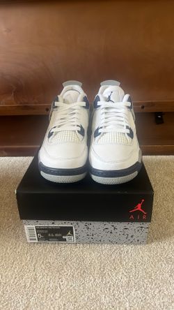 Jordan 4 Midnight Navy Size 5y