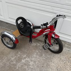 Schwinn Roadster Classic Tricycle for Toddlers, 12 Inch Front Wheel, Ages 2-4, Red