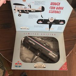 Amoco Bi-plane bank