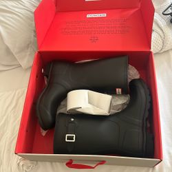 Hunter Brand Boots 
