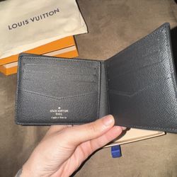 Louis Vuitton Wallet 