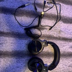 Bluetooth Headphones (read Description)