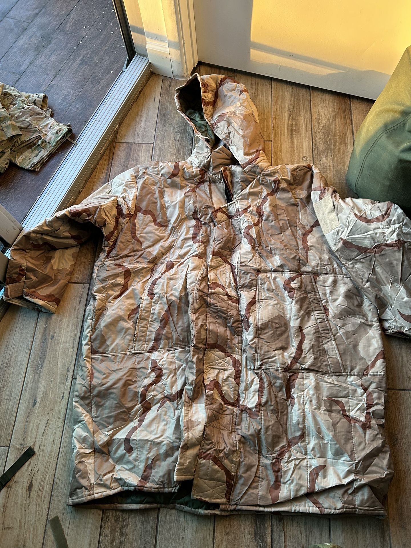 Desert Cam Over Kit Parka