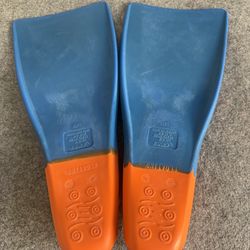 Swim fins