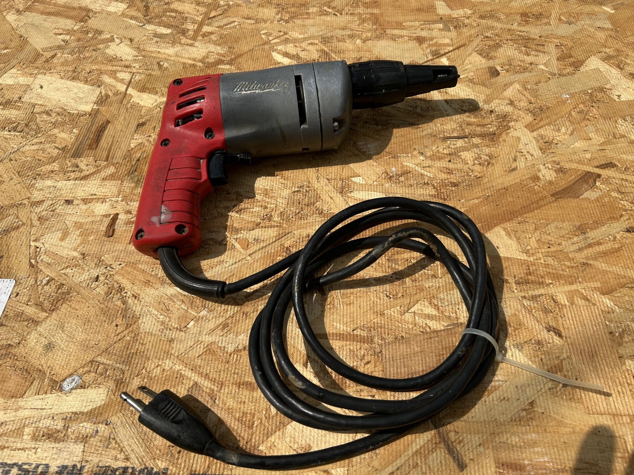 Milwaukee Screw Gun