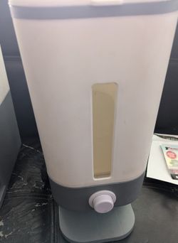 Rice dispenser  22 to 25 lbs for $20(I bought it for $49.99)