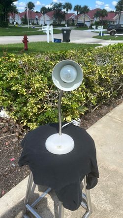 White Gooseneck Desk Lamp with Bulb