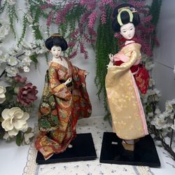 Vintage Japanese Geisha Dolls – Set of 2 – Silk Kimono – Display Stands