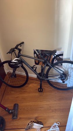 Fuji Absolute 1.7 Hybrid Bike for Sale – $300