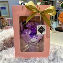 Scented Soap Flower Bouquet – Ready to Gift  Beautiful, long-lasting, and wonderfully fragrant, this Soap Flower Bouquet looks like real blooms and sm