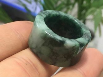 Real Gorgeous vintage green blue Jadeite thumb ring size 12
