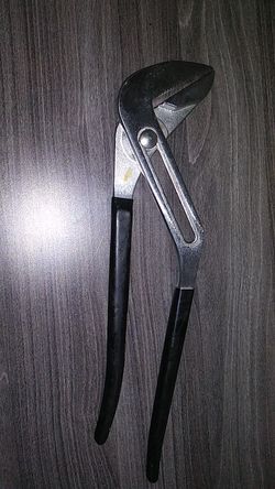 Vice- Grip Pliers