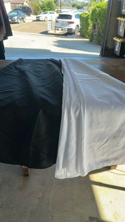 Tablecloth, white and black