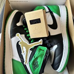Air Jordan 1 Retro Lucky Green Size 4 Y