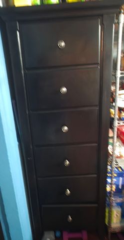 Black drawer