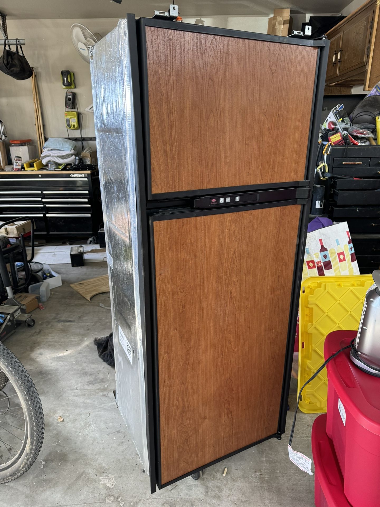 Norcold N8X RV Refrigerator 8 Cubic Feet AC 110 And Propane for Sale in