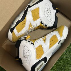 Size 6Y - Air Jordan 6 ‘Yellow Ochre’ 