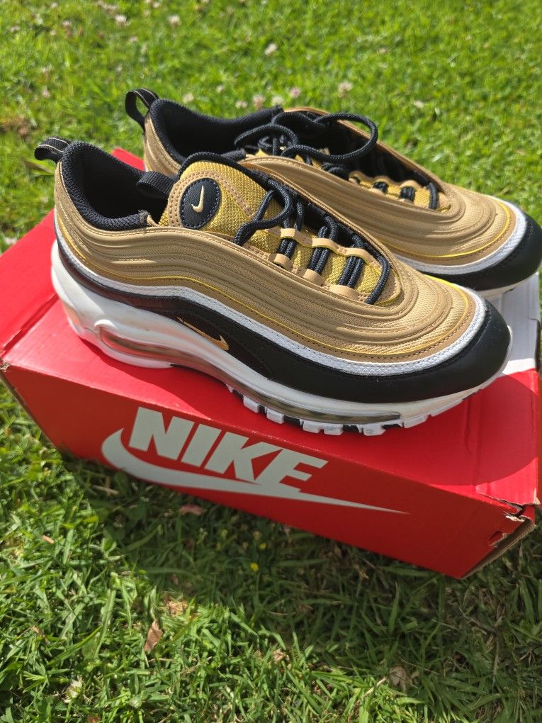 Nike CZ9197-700 Size 6Y - Nike Air Max 97 Metallic Gold -NEW - $40