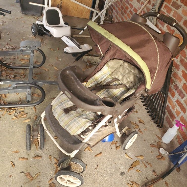 Graco Stroller.