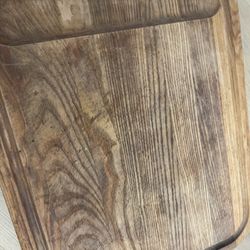 A big wood board cutter (20” x 16”) in good condition , very strong