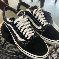 vans. new. 9.5. men