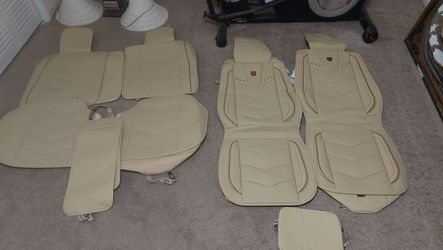 Tan Custom Escalade Seat Covers. New. 02-06. Paid $400